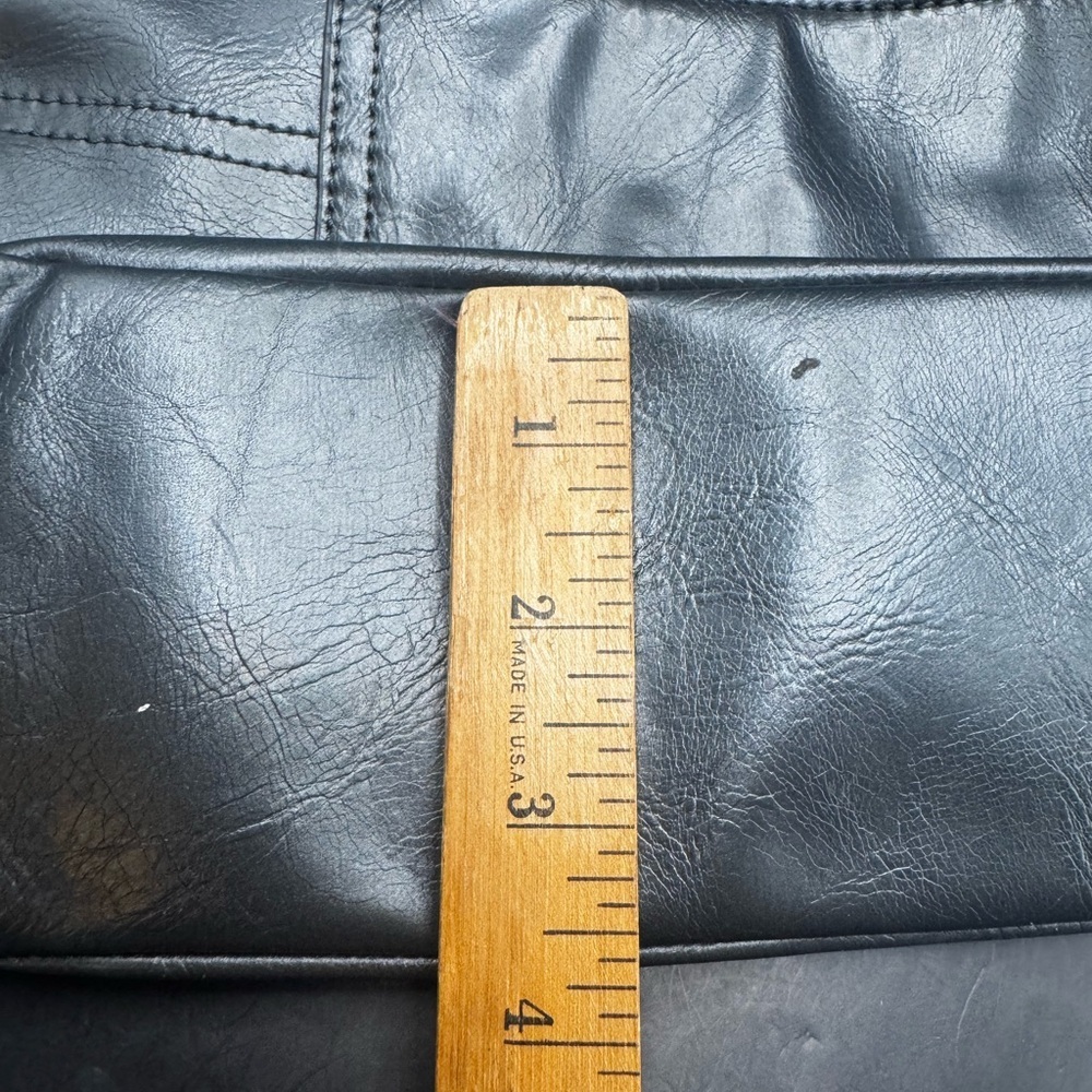 Nine West Gun Metal Shoulder Bag  Y2K  6” H x 15” L Classic Work Professional - Picture 13 of 16